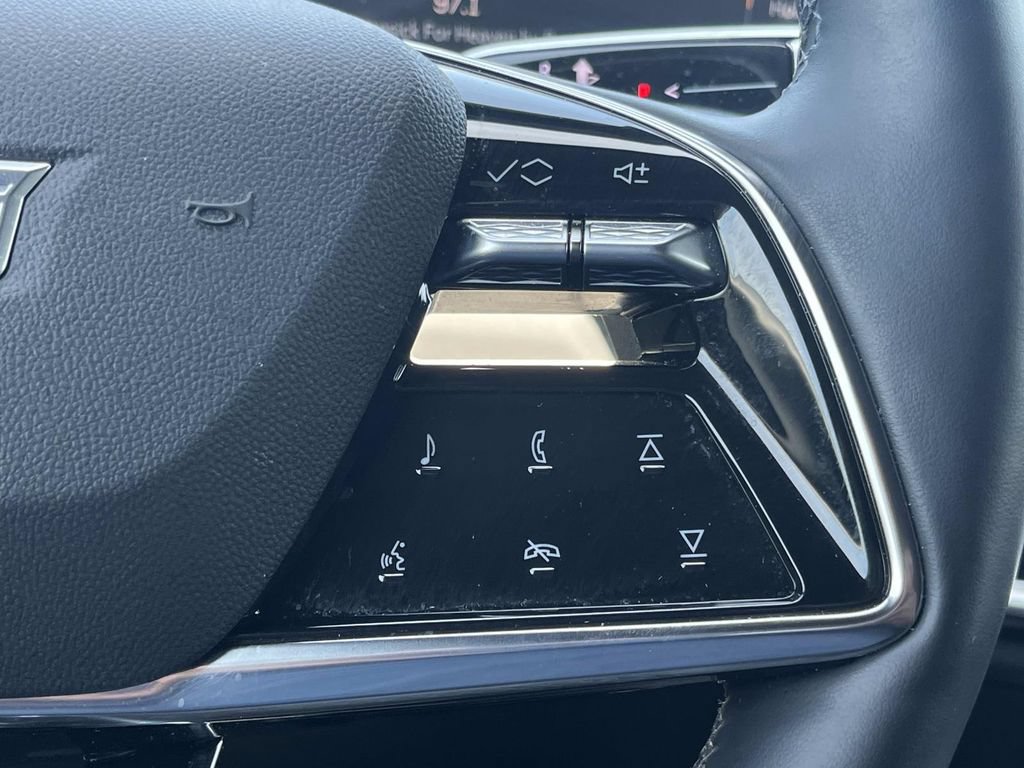 Certified 2024 Cadillac Lyriq Sport RWD image 31