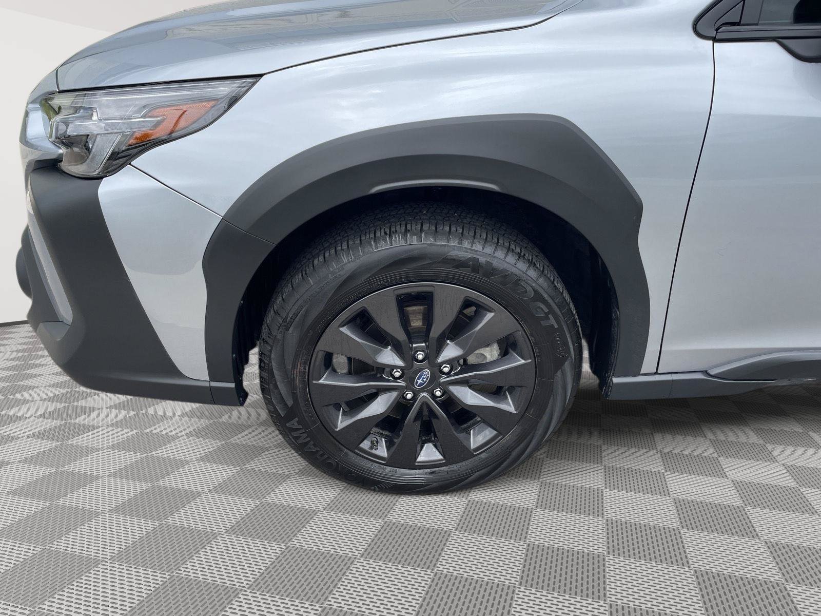 Certified 2025 Subaru Outback Onyx Edition XT AWD/4WD image 10