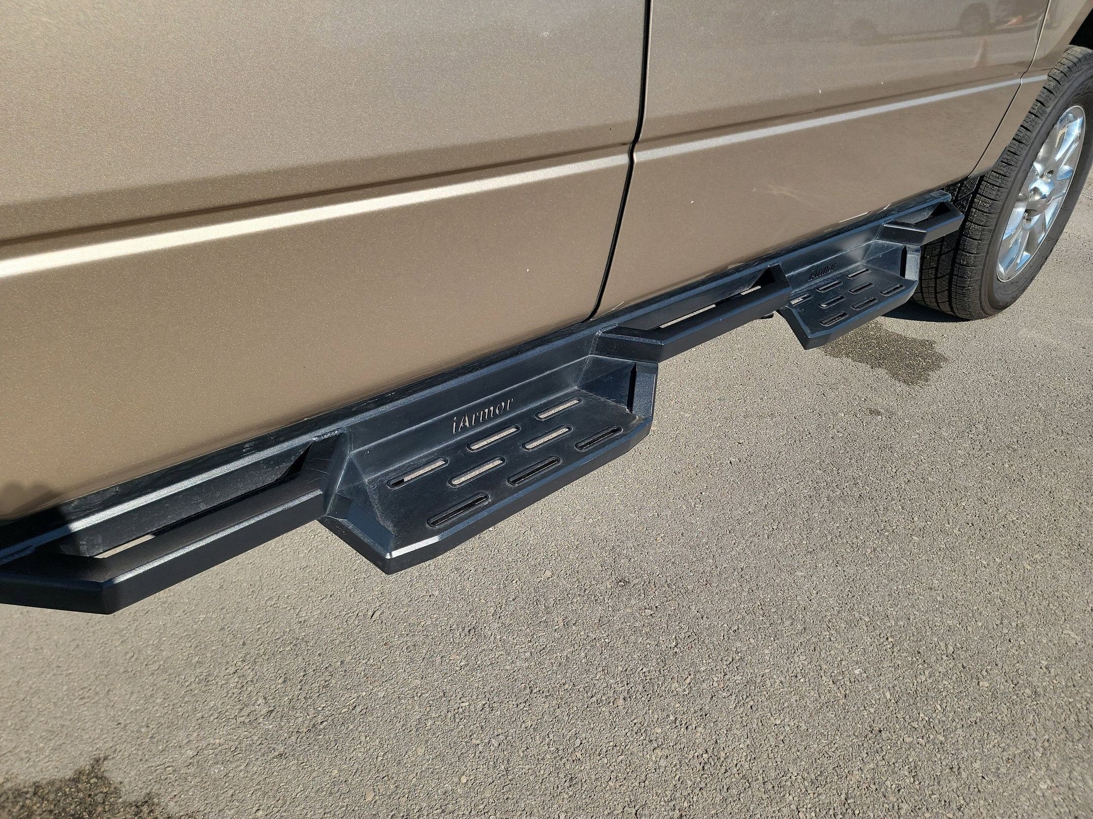 Used 2014 Ford F150 XLT w/ XLT Chrome Package RWD image 10