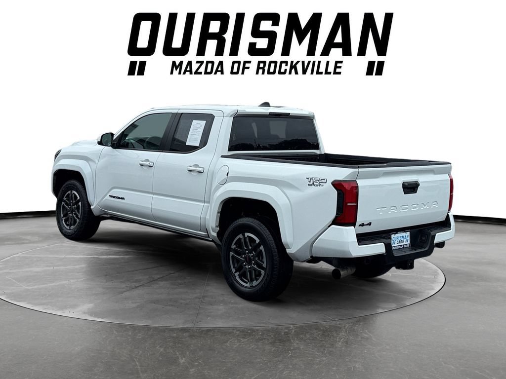 Used 2025 Toyota Tacoma TRD Sport AWD/4WD image 4