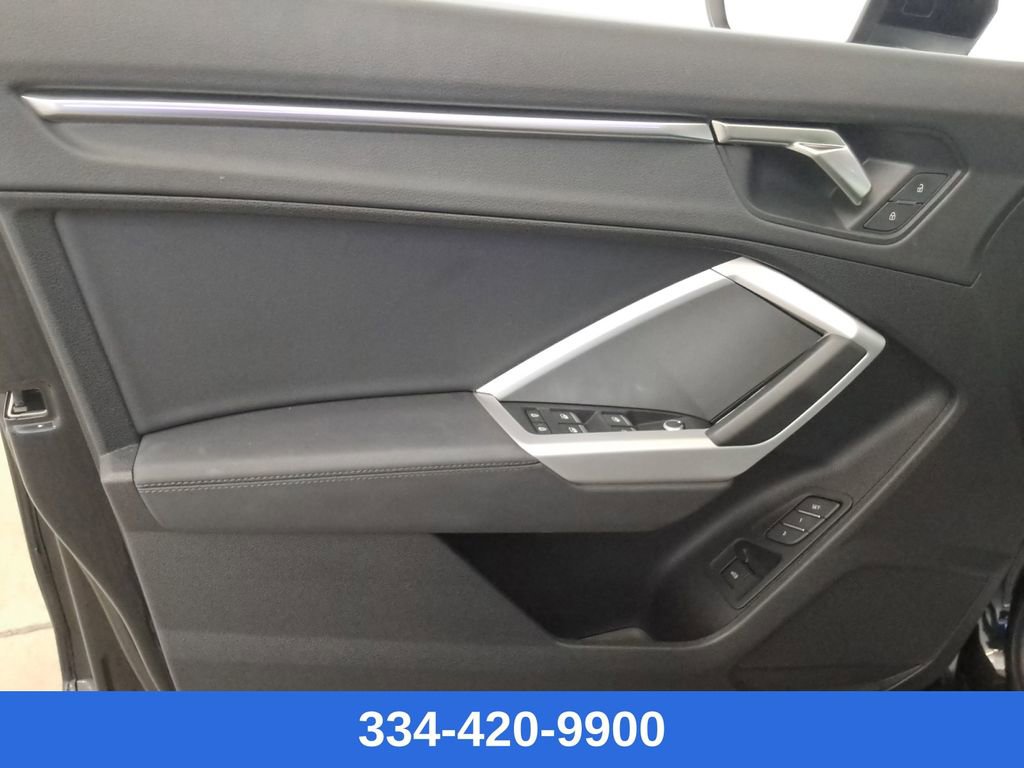 Used 2024 Audi Q3 2.0T Premium Plus image 18