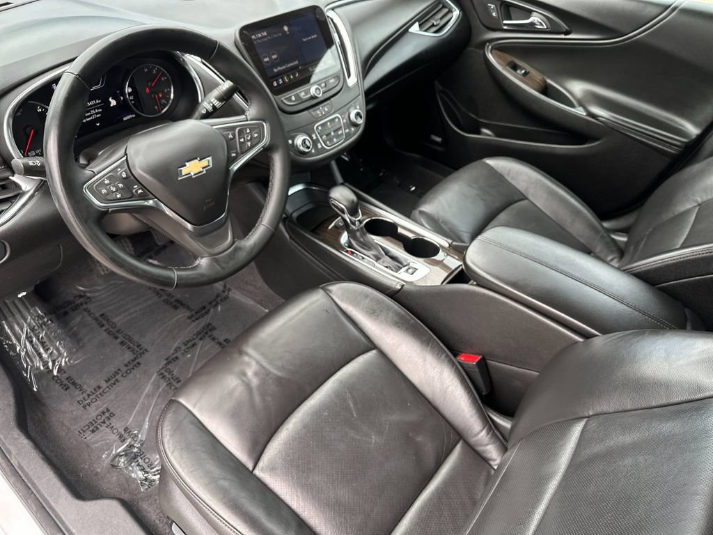 Used 2024 Chevrolet Malibu LT FWD image 9