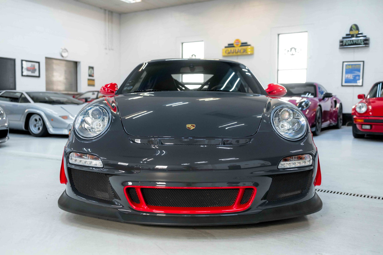 Used 2011 Porsche 911 GT3 RS image 4