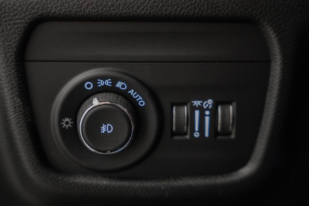 New 2025 Jeep Grand Cherokee Limited image 42