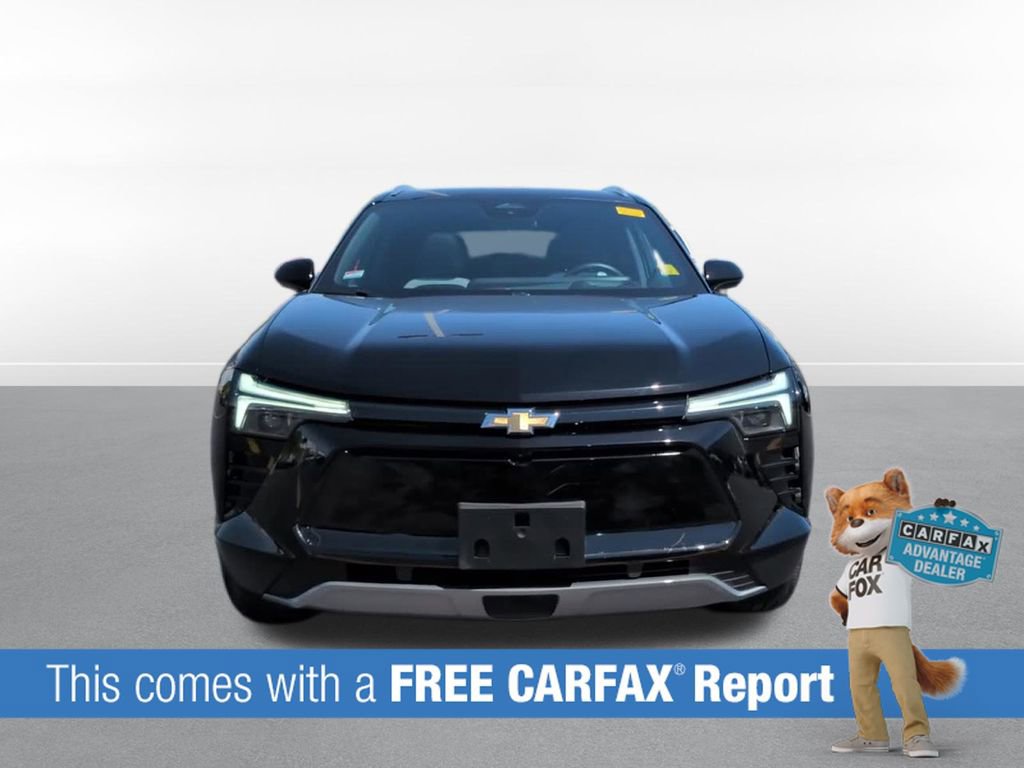 Used 2024 Chevrolet Blazer EV LT AWD/4WD image 2
