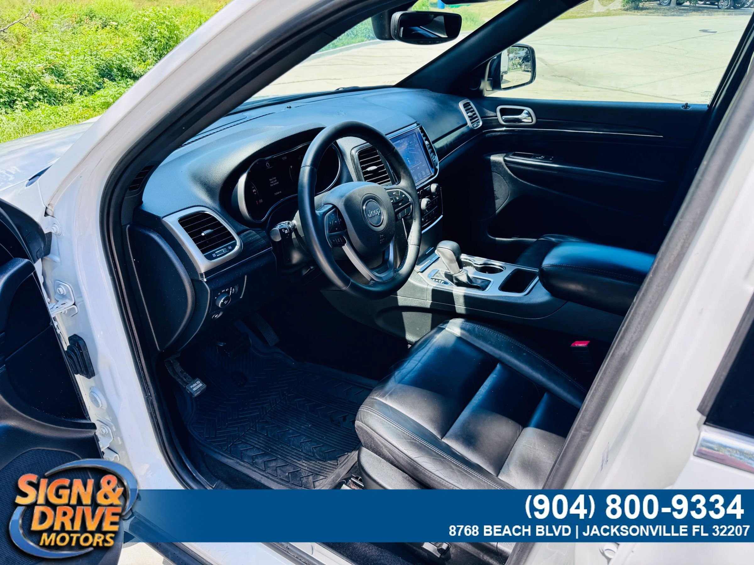 Used 2022 Jeep Grand Cherokee Limited RWD image 5