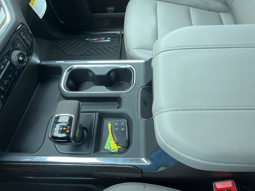 New 2025 Chevrolet Silverado 1500 LT Trail Boss w/ Dark Appearance Package image 28