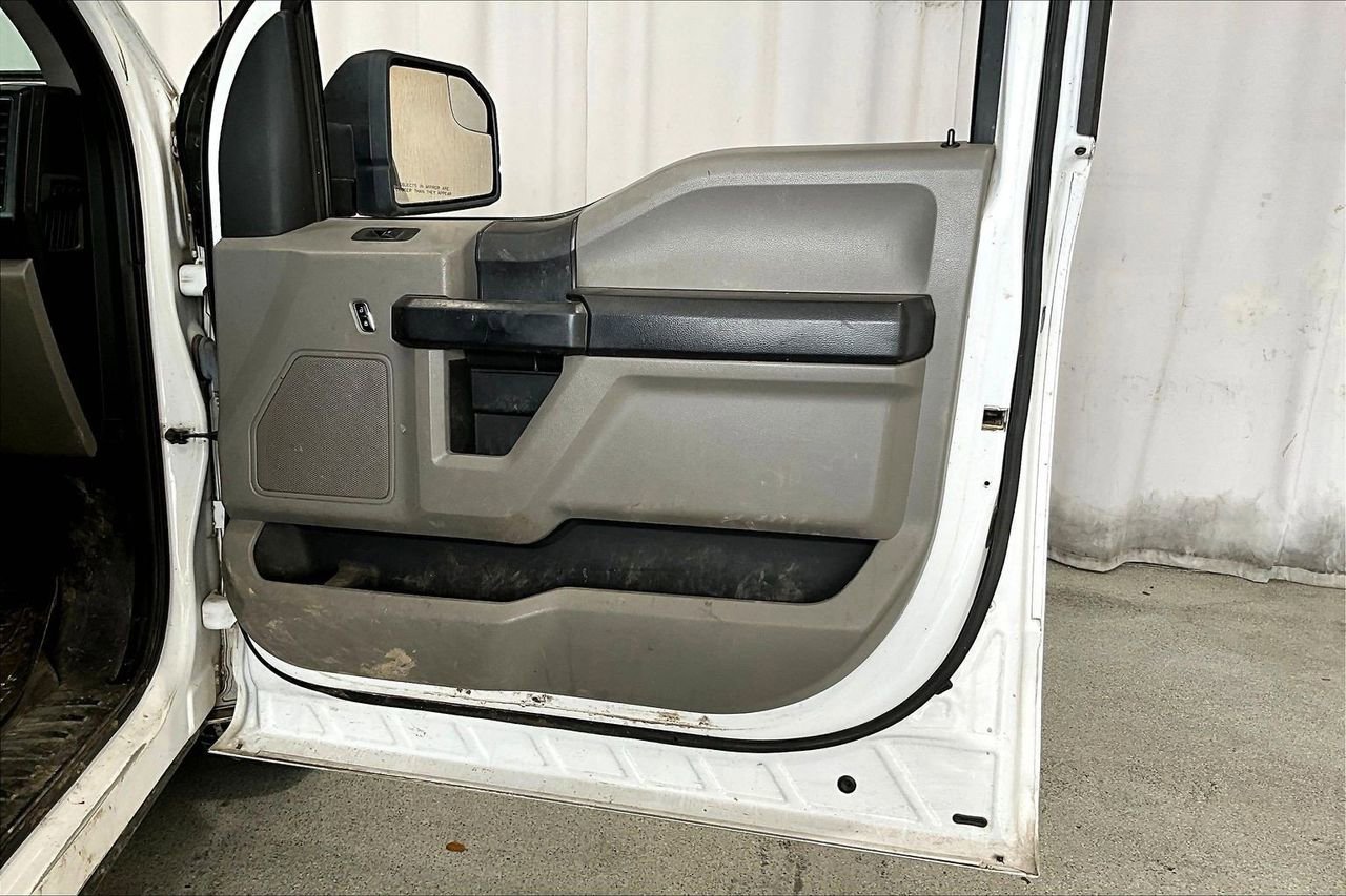 Used 2016 Ford F150 XL w/ Equipment Group 101A Mid image 23