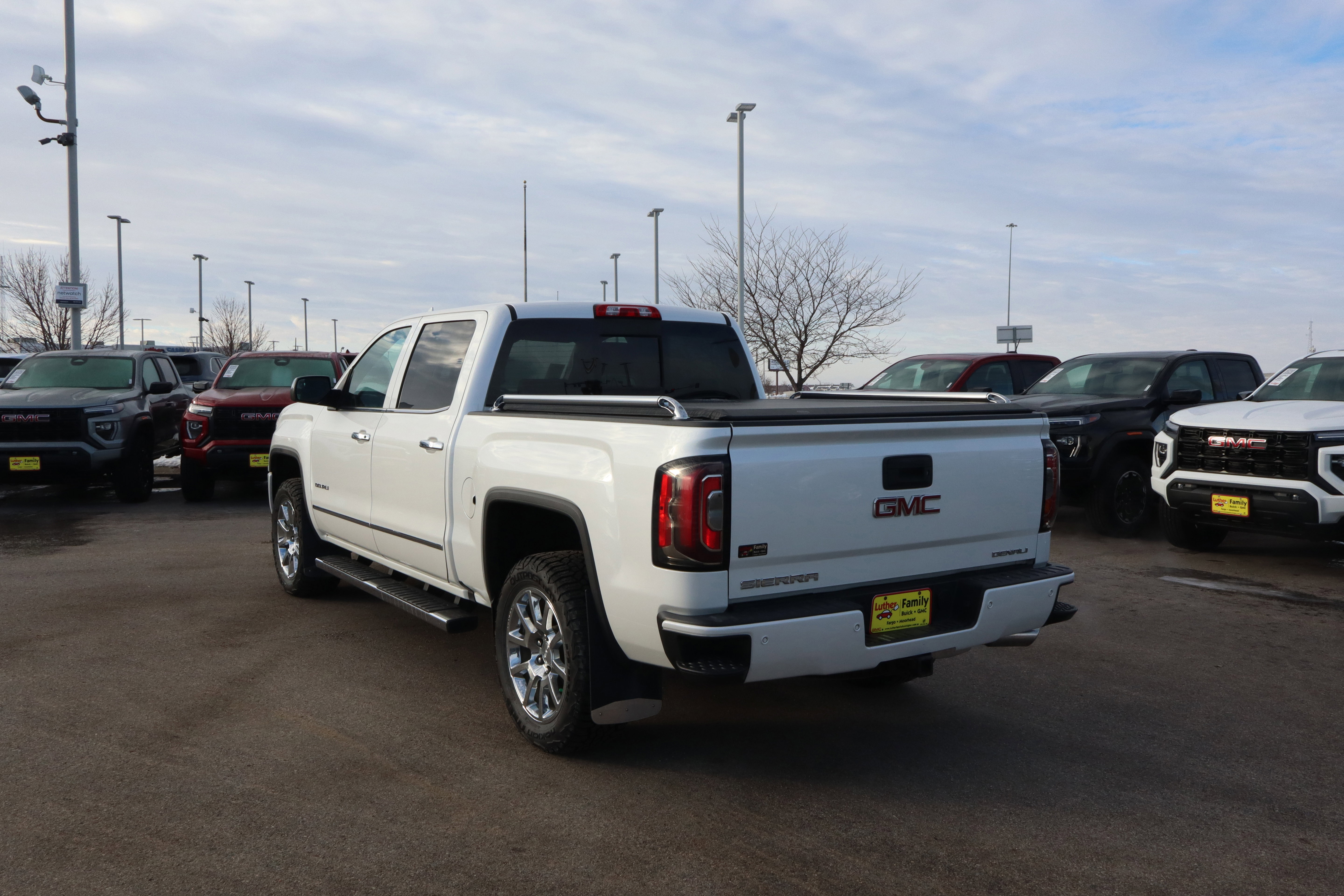 Used 2017 GMC Sierra 1500 Denali image 5