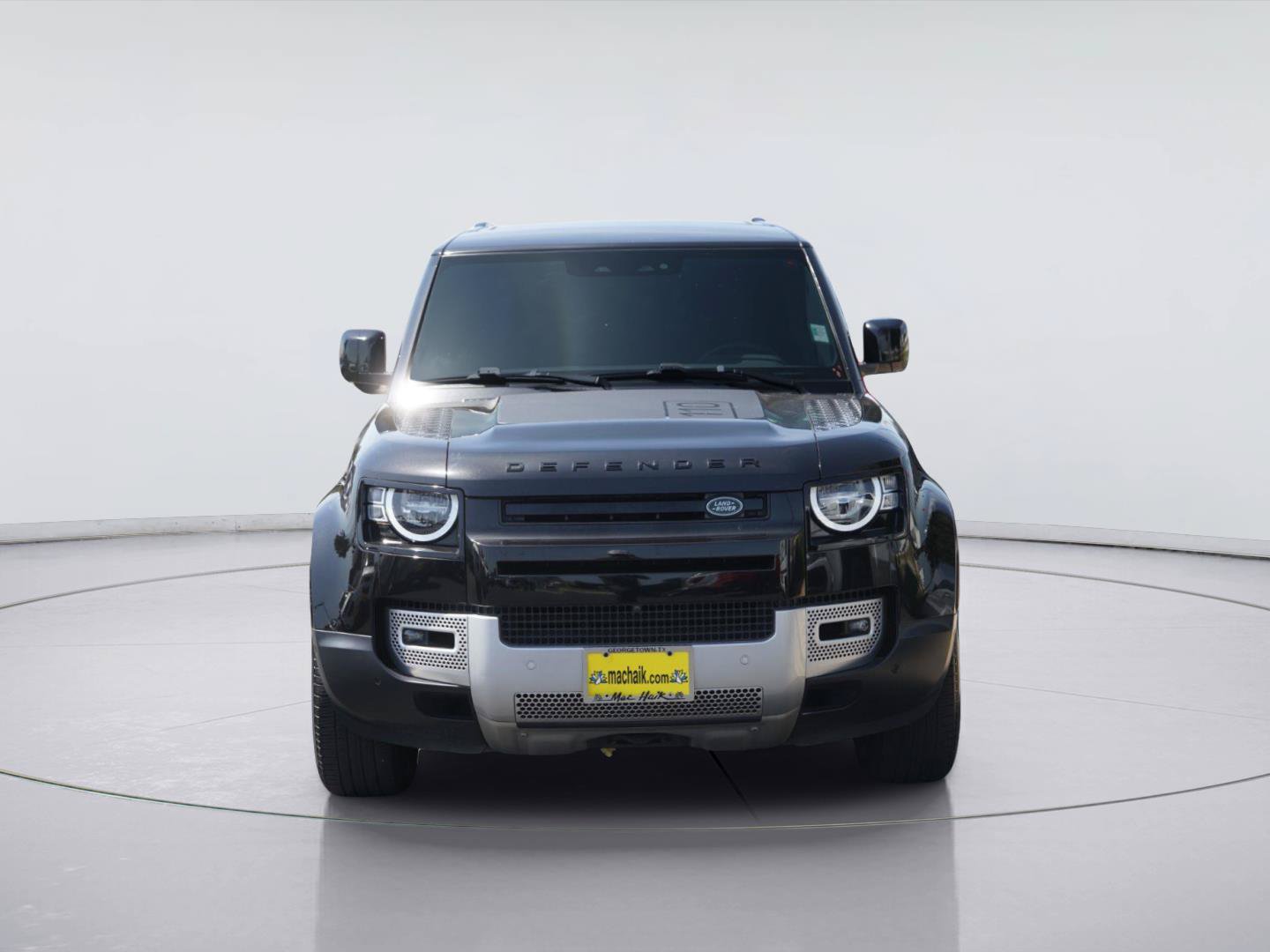 Used 2023 Land Rover Defender 110 S AWD/4WD image 3
