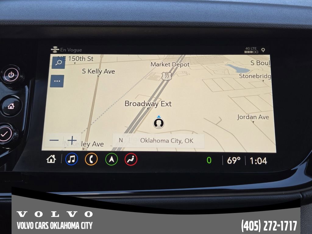 Used 2022 Buick Envision Avenir w/ Technology Package II image 16