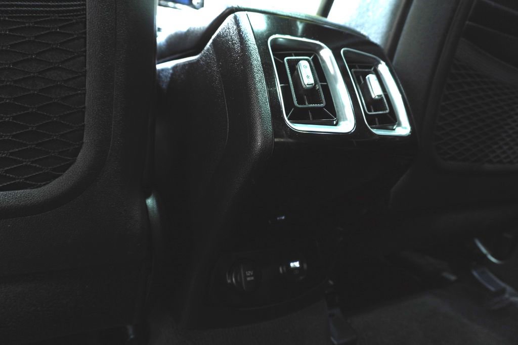 Used 2022 Kia Sorento SX image 15