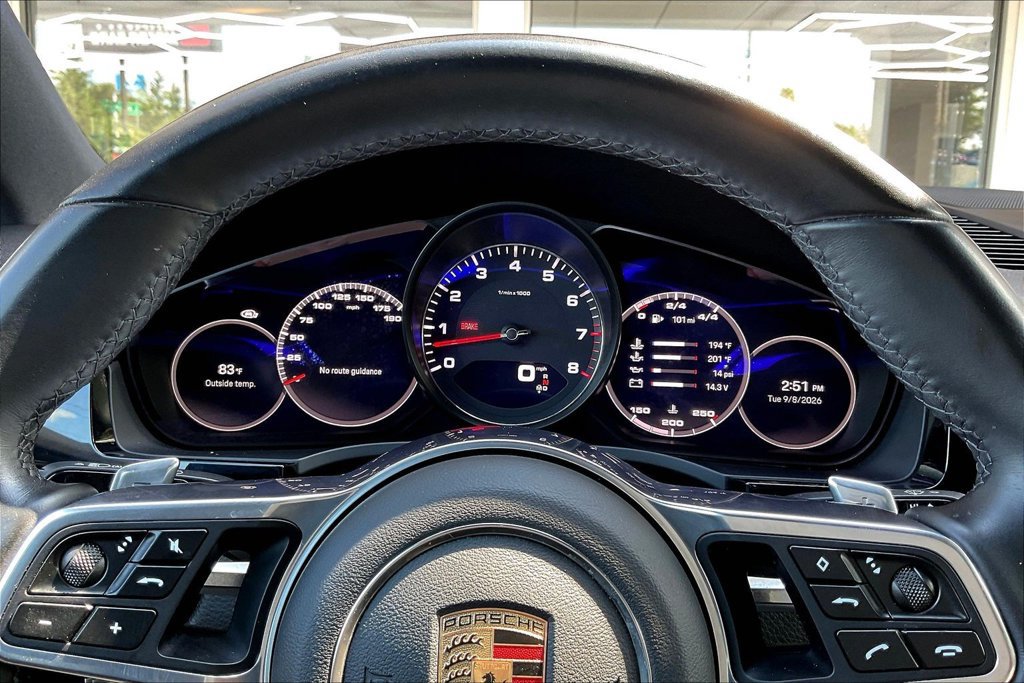 Used 2023 Porsche Cayenne S AWD/4WD image 12