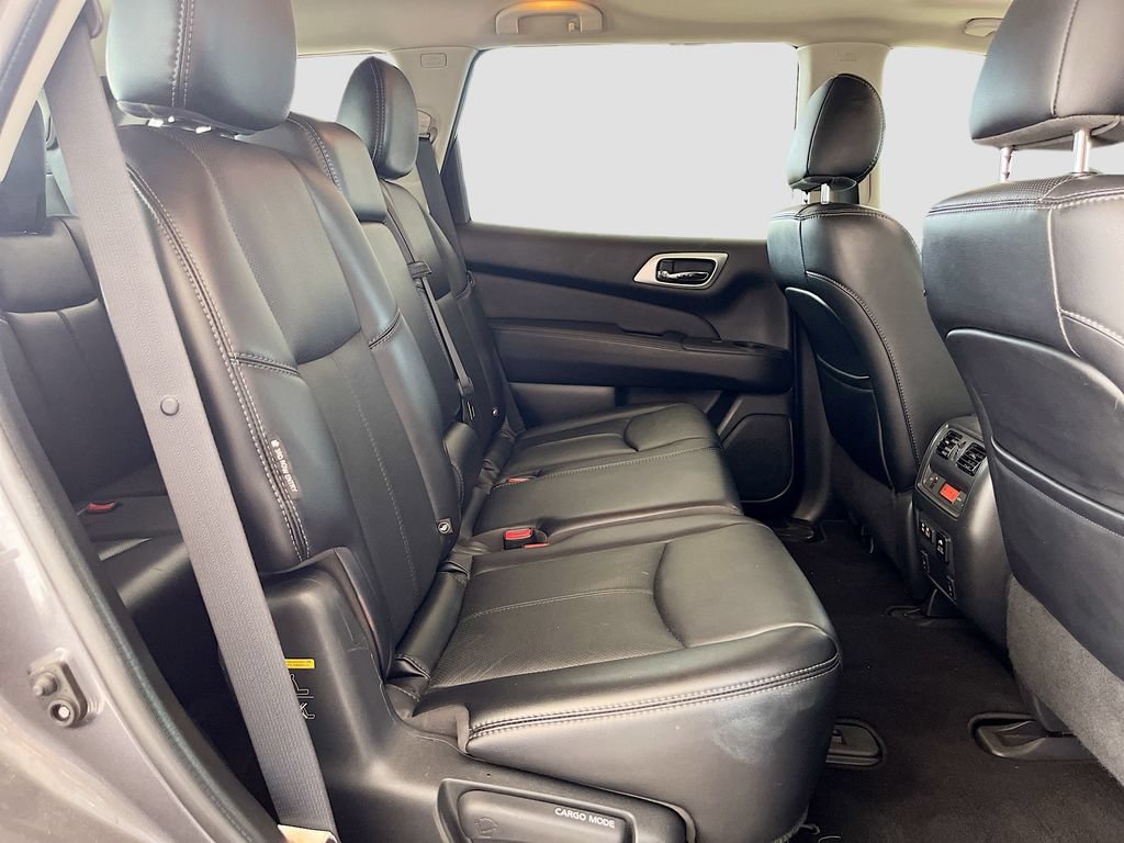 Used 2019 Nissan Pathfinder Platinum w/ Cargo Package FWD image 30