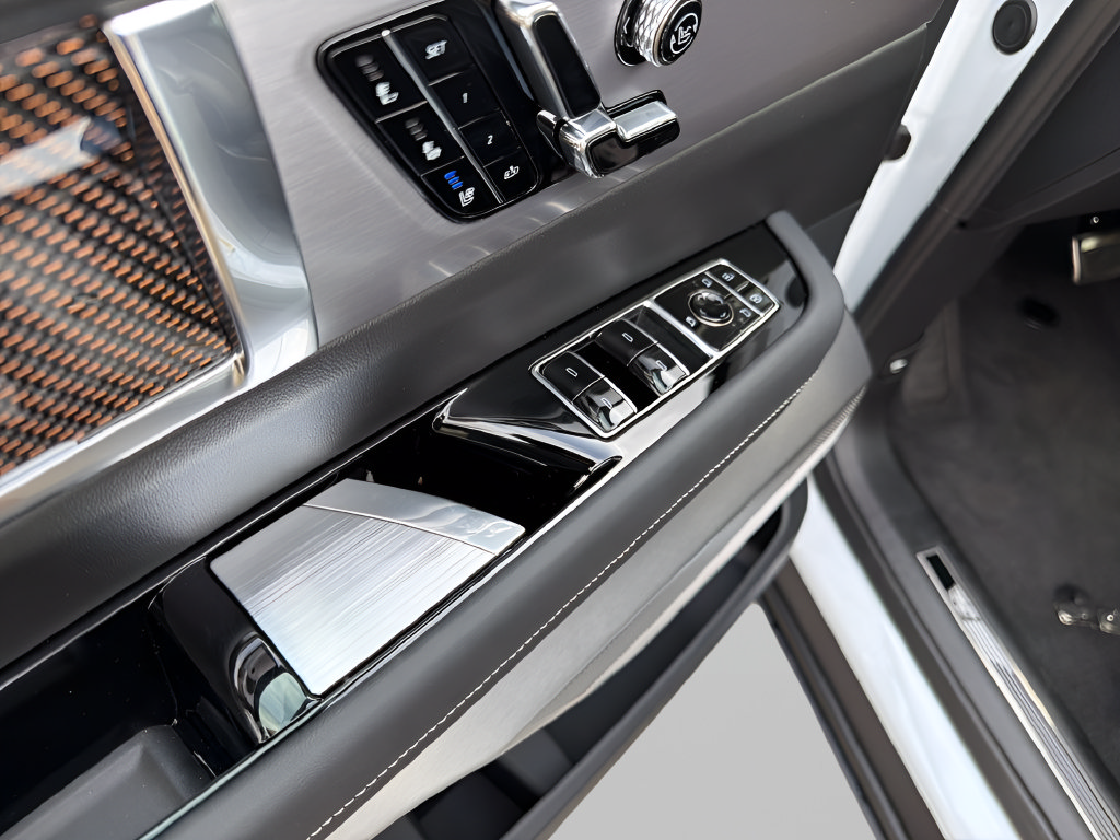 New 2027 Cadillac Vistiq Sport AWD/4WD image 16