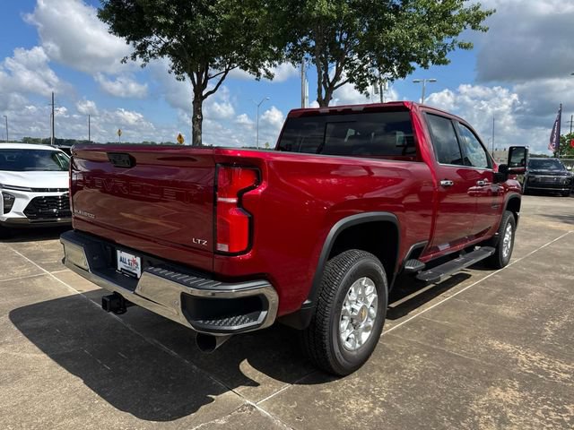 New 2026 Chevrolet Silverado 2500 LTZ w/ LTZ Convenience Package AWD/4WD image 7