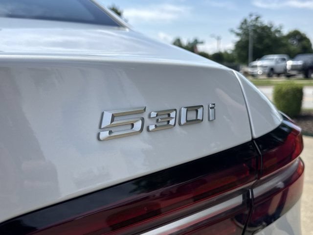 Used 2026 BMW 530i xDrive AWD/4WD image 7