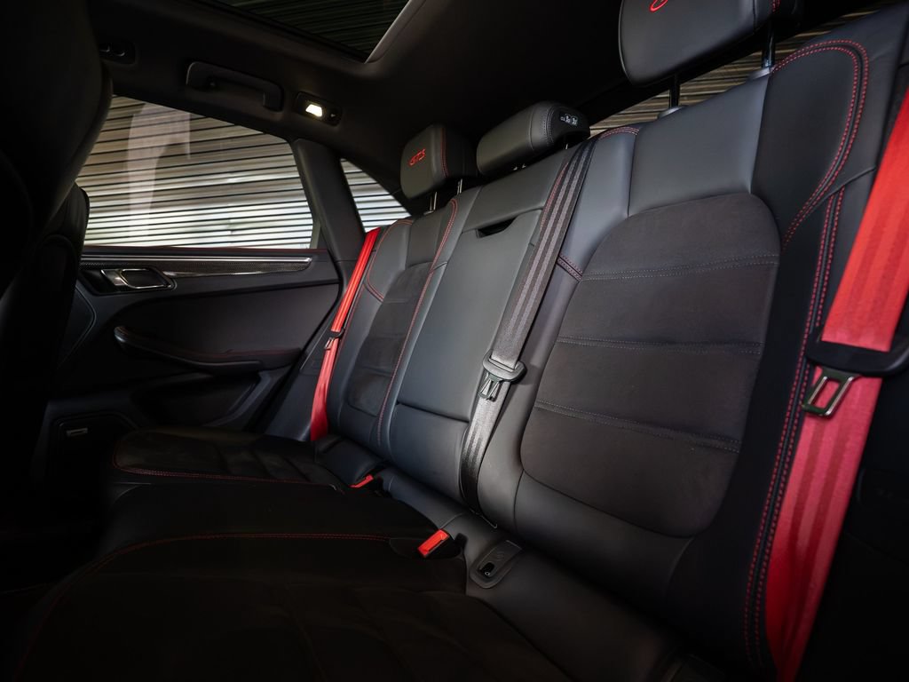 Used 2021 Porsche Macan GTS AWD/4WD image 24