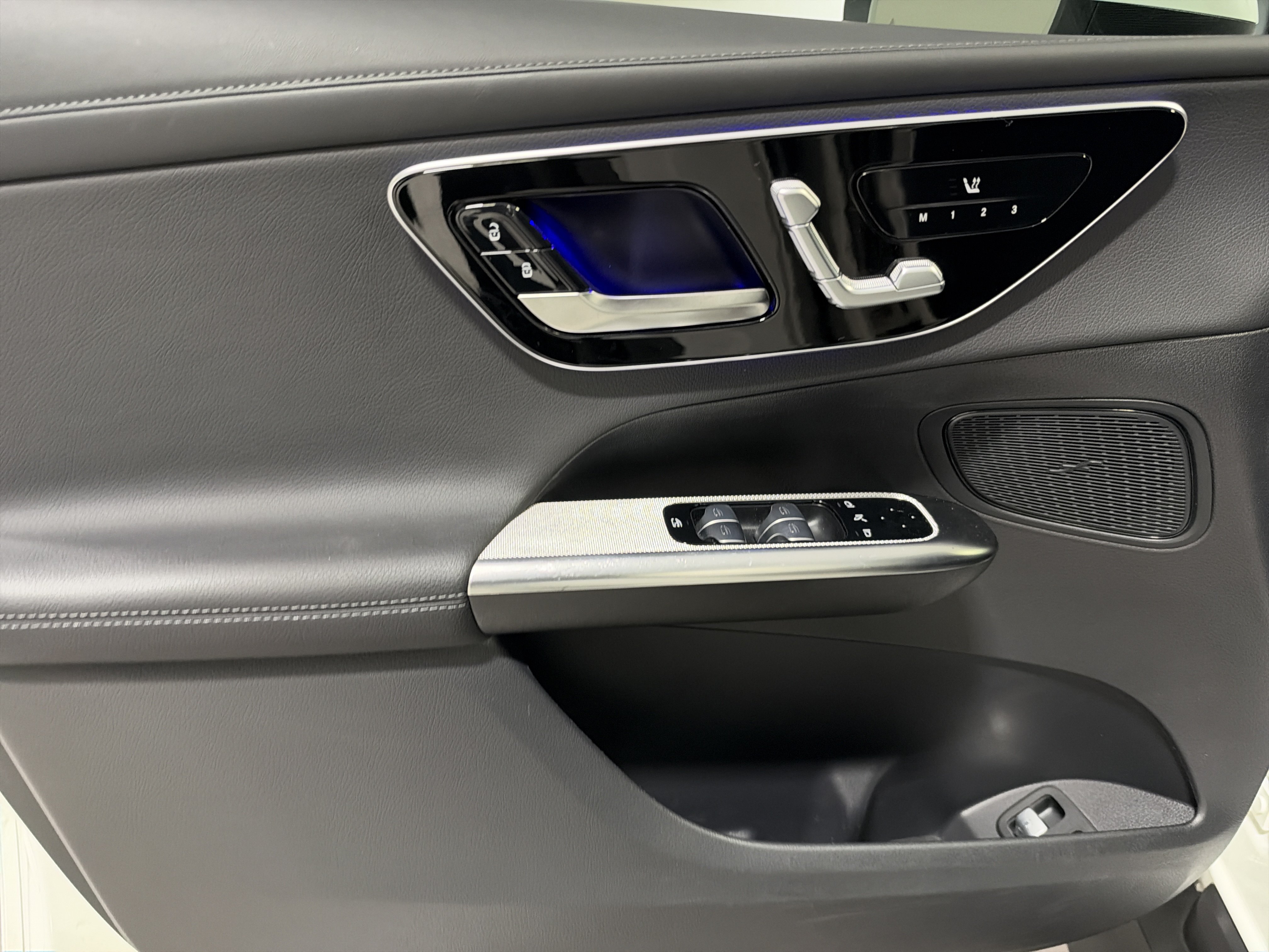 Certified 2025 Mercedes-Benz GLC 350e 4MATIC image 14