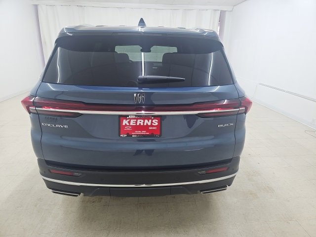 Used 2025 Buick Enclave Preferred image 17