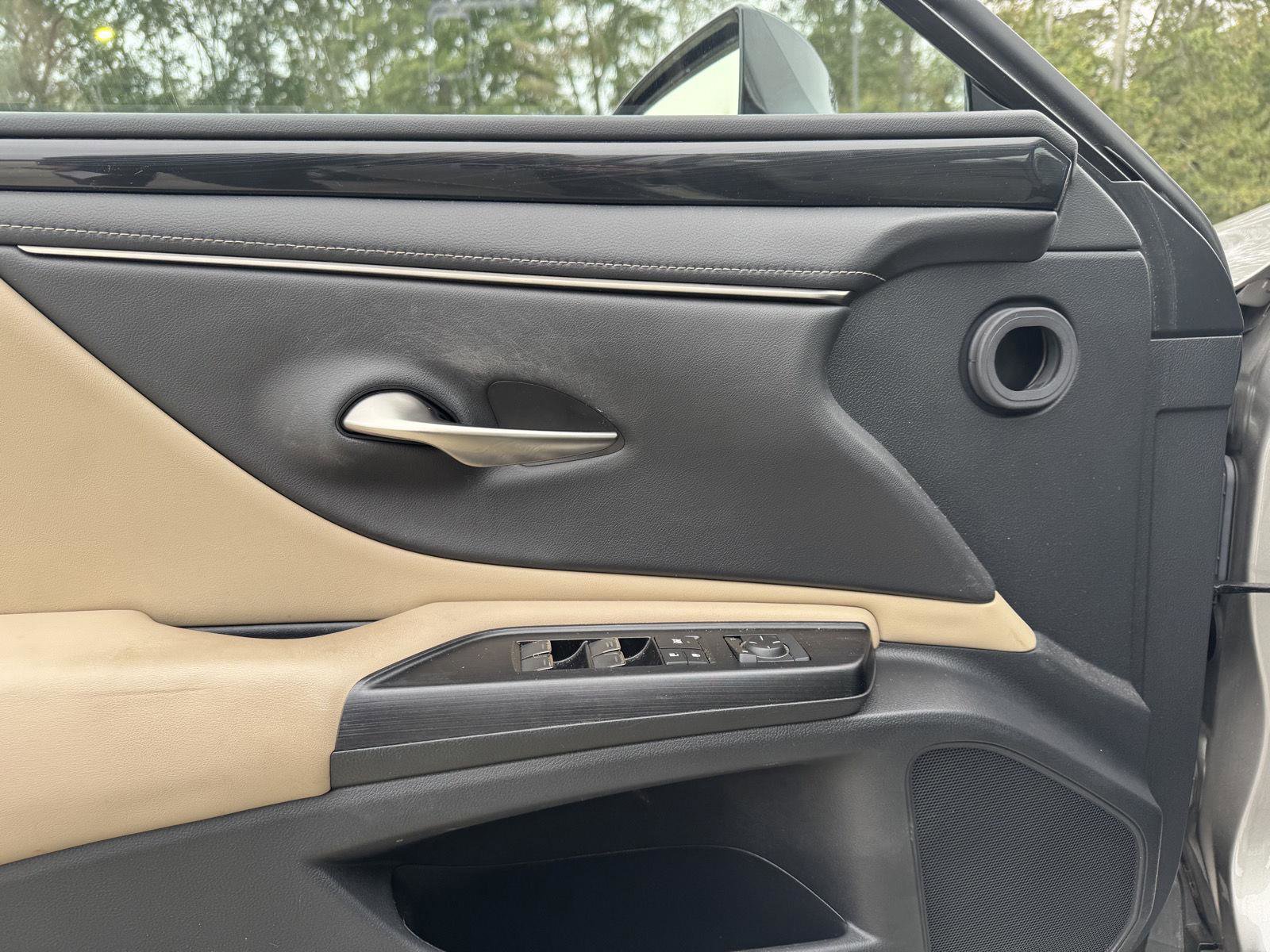 Used 2021 Lexus ES 350 image 6