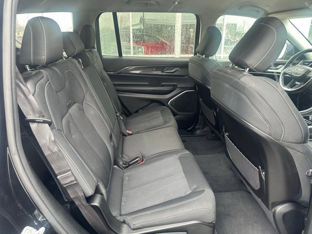 Used 2021 Jeep Grand Cherokee L Laredo w/ Luxury Tech Group I image 15