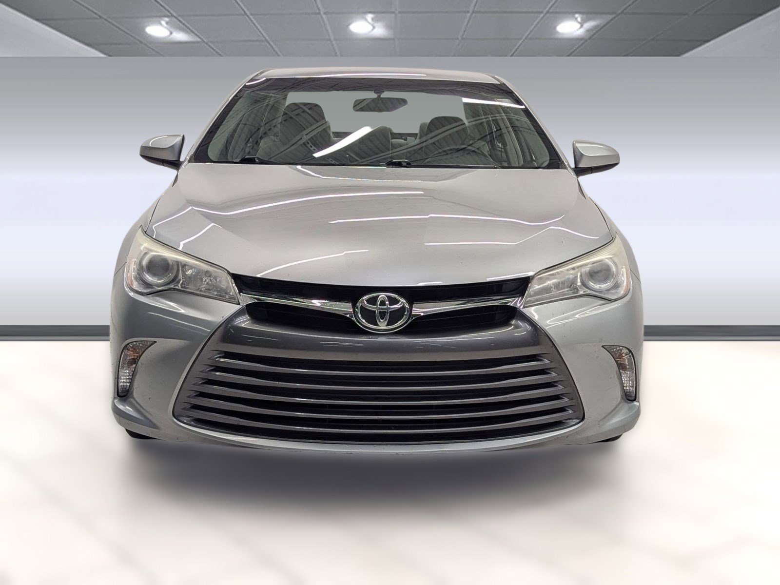 Used 2017 Toyota Camry LE image 5