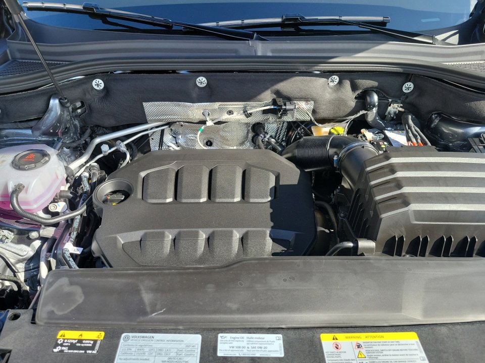 New 2025 Volkswagen Atlas SEL Premium R-Line image 16