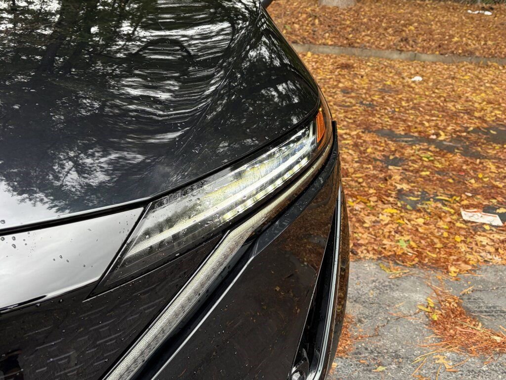 Certified 2024 Nissan Ariya FWD image 8