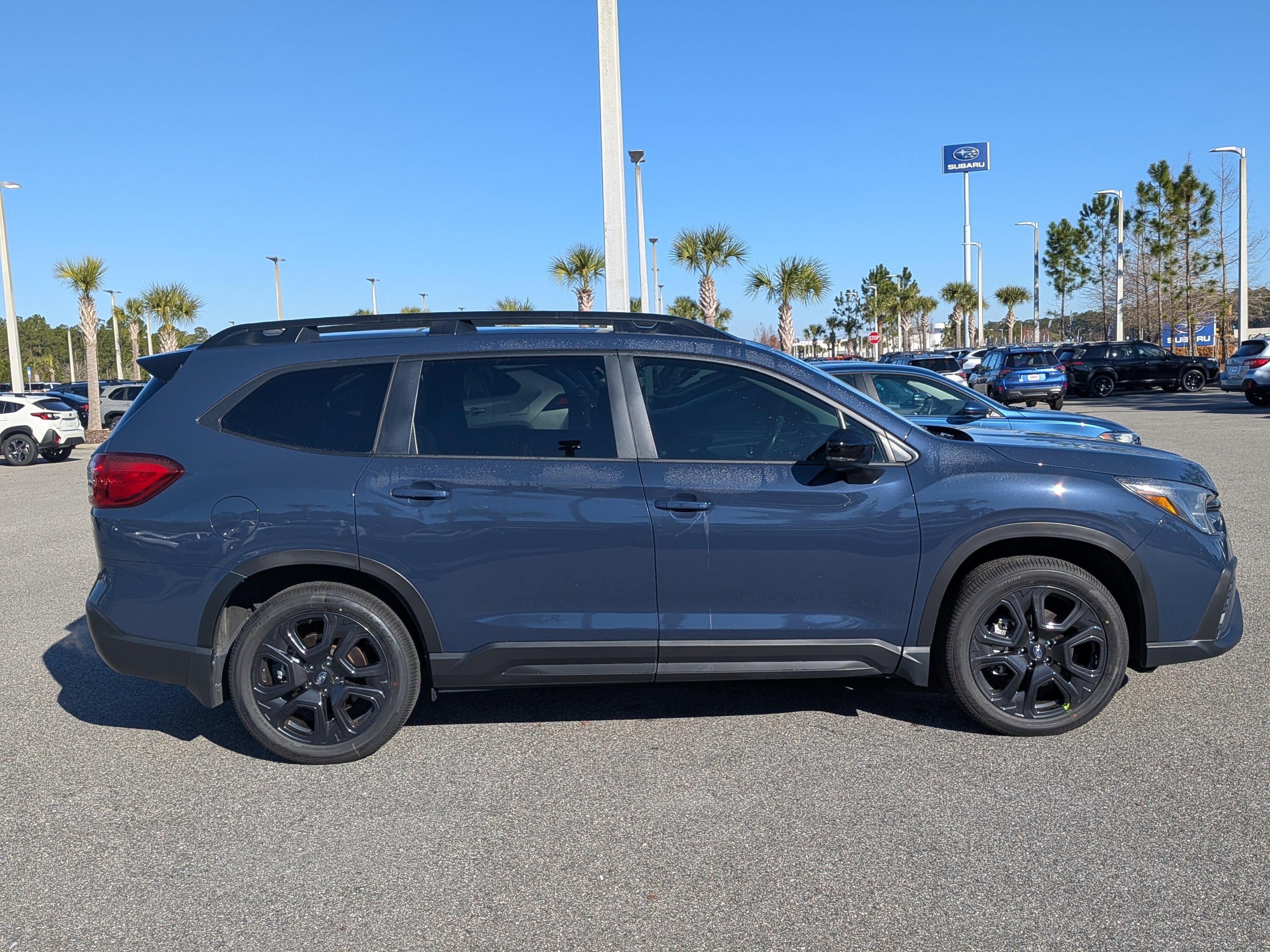 Certified 2025 Subaru Ascent Onyx Edition image 3