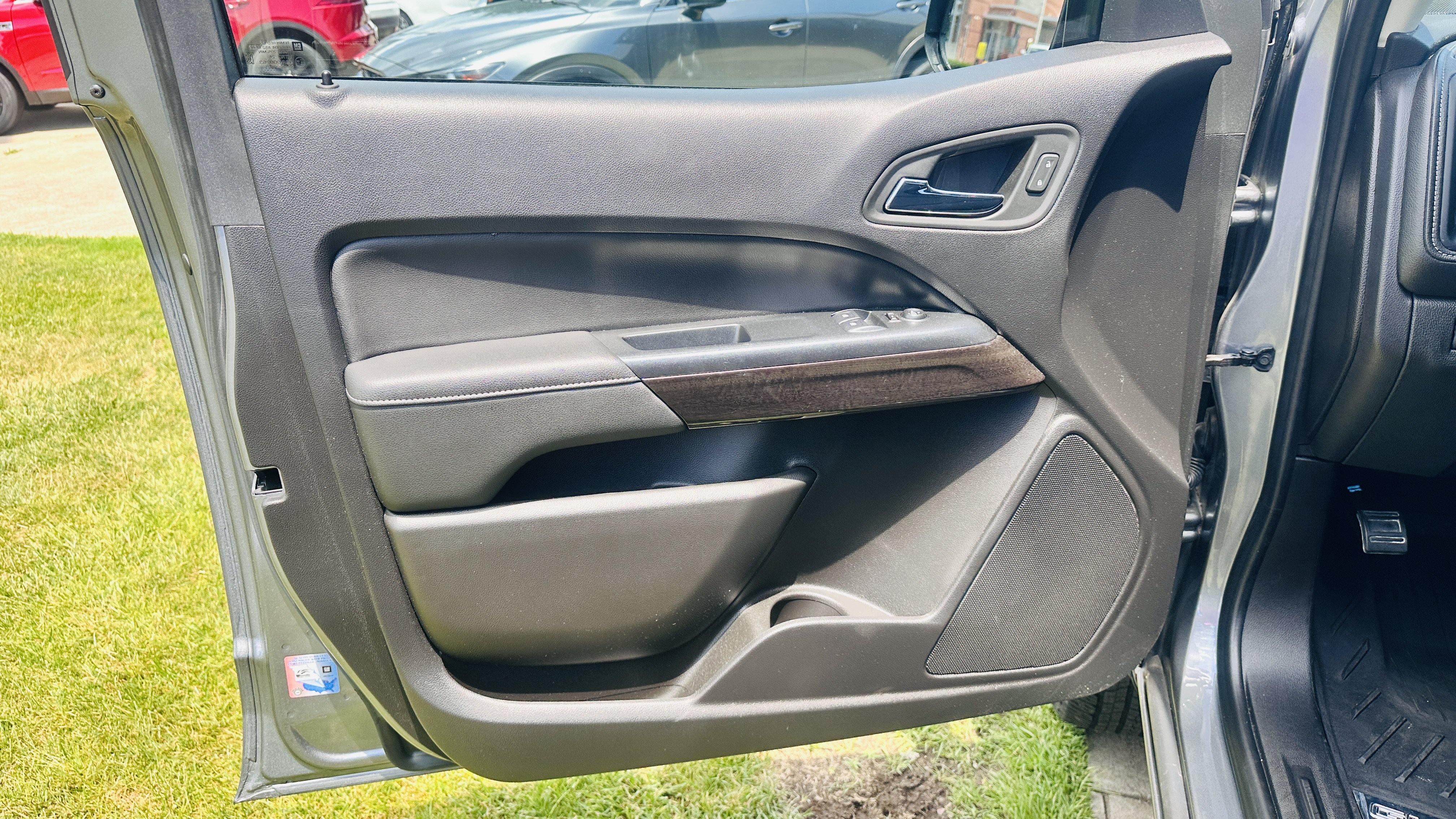 Used 2021 GMC Canyon Elevation w/ Driver Alert Package RWD image 18