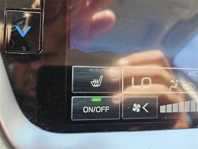 Used 2024 Subaru Legacy Premium image 11