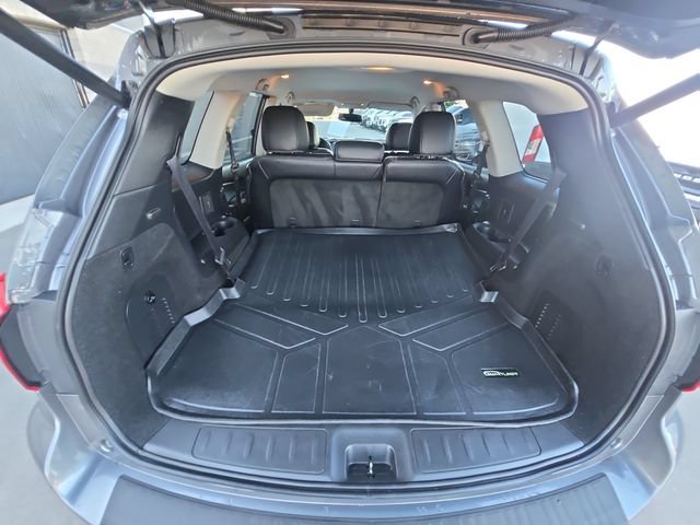 Used 2019 Nissan Pathfinder SL AWD/4WD image 17
