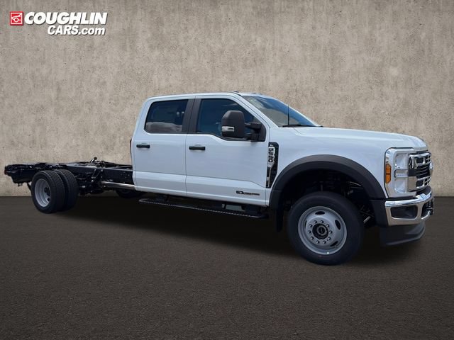 New 2026 Ford F550 4x4 Crew Cab image 8