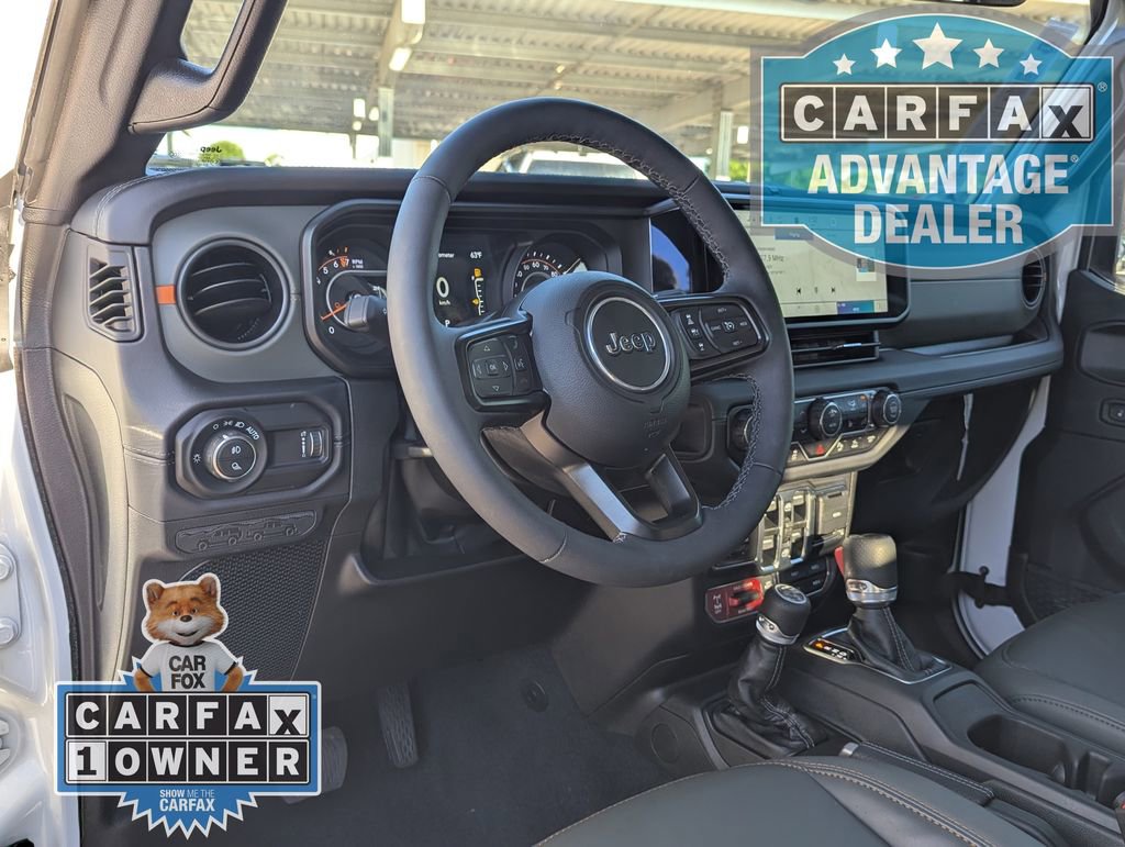 Used 2025 Jeep Gladiator Mojave AWD/4WD image 4