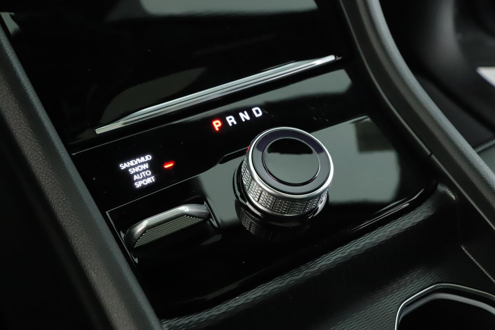 New 2026 Jeep Grand Cherokee Limited w/ Limited Altitude Package image 13