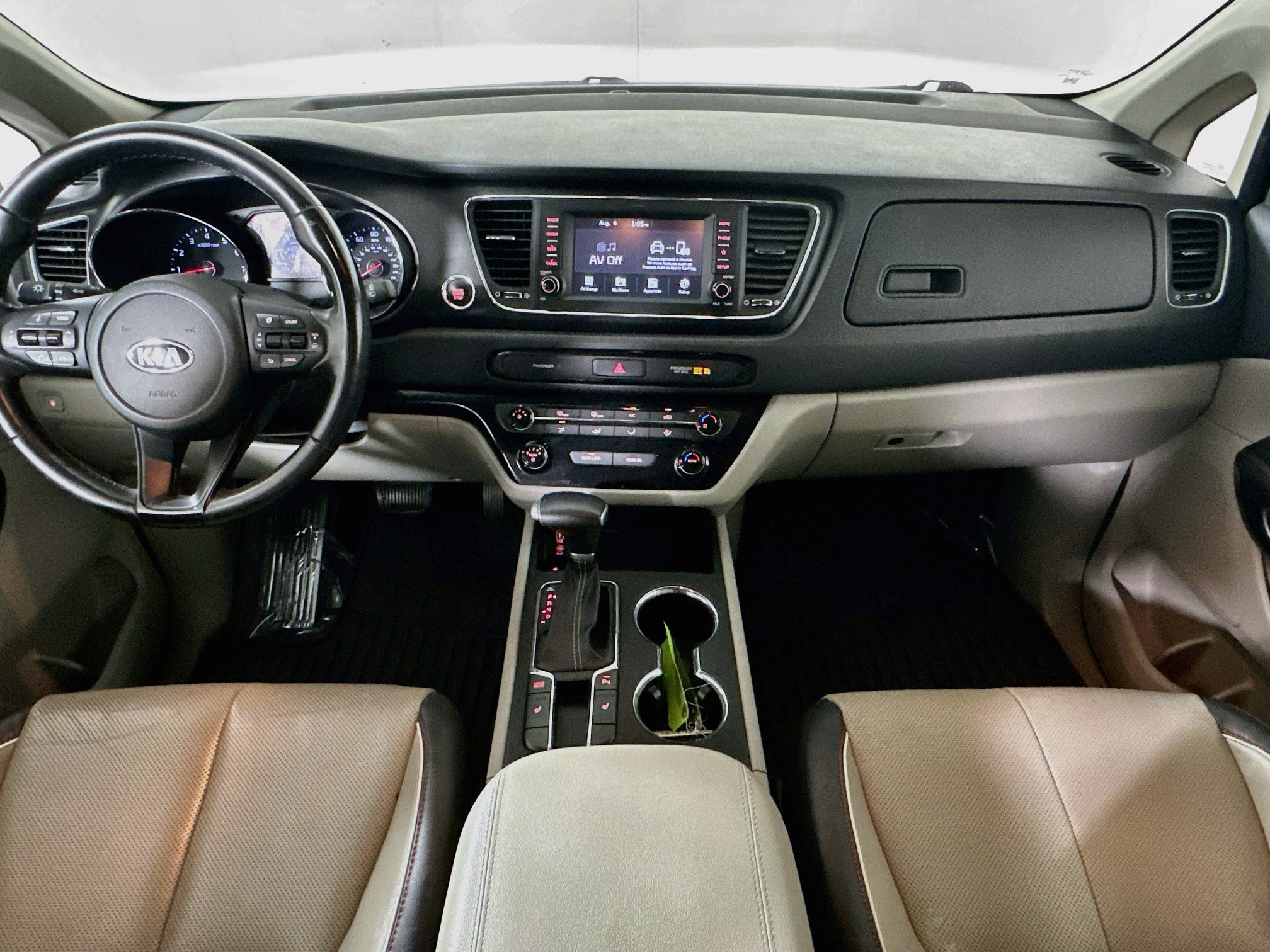 Used 2020 Kia Sedona EX FWD image 27