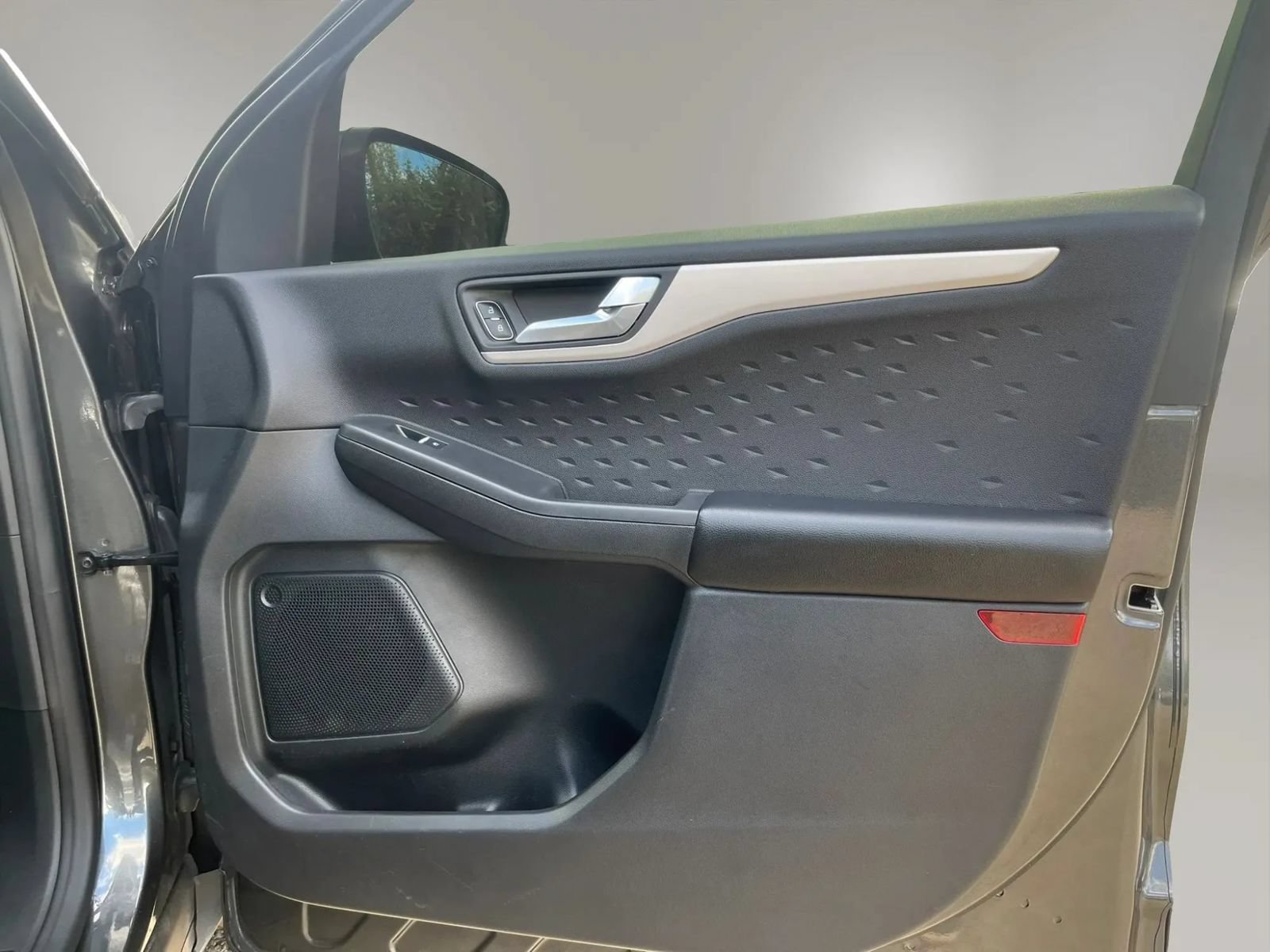 Used 2020 Ford Escape SEL AWD/4WD image 16
