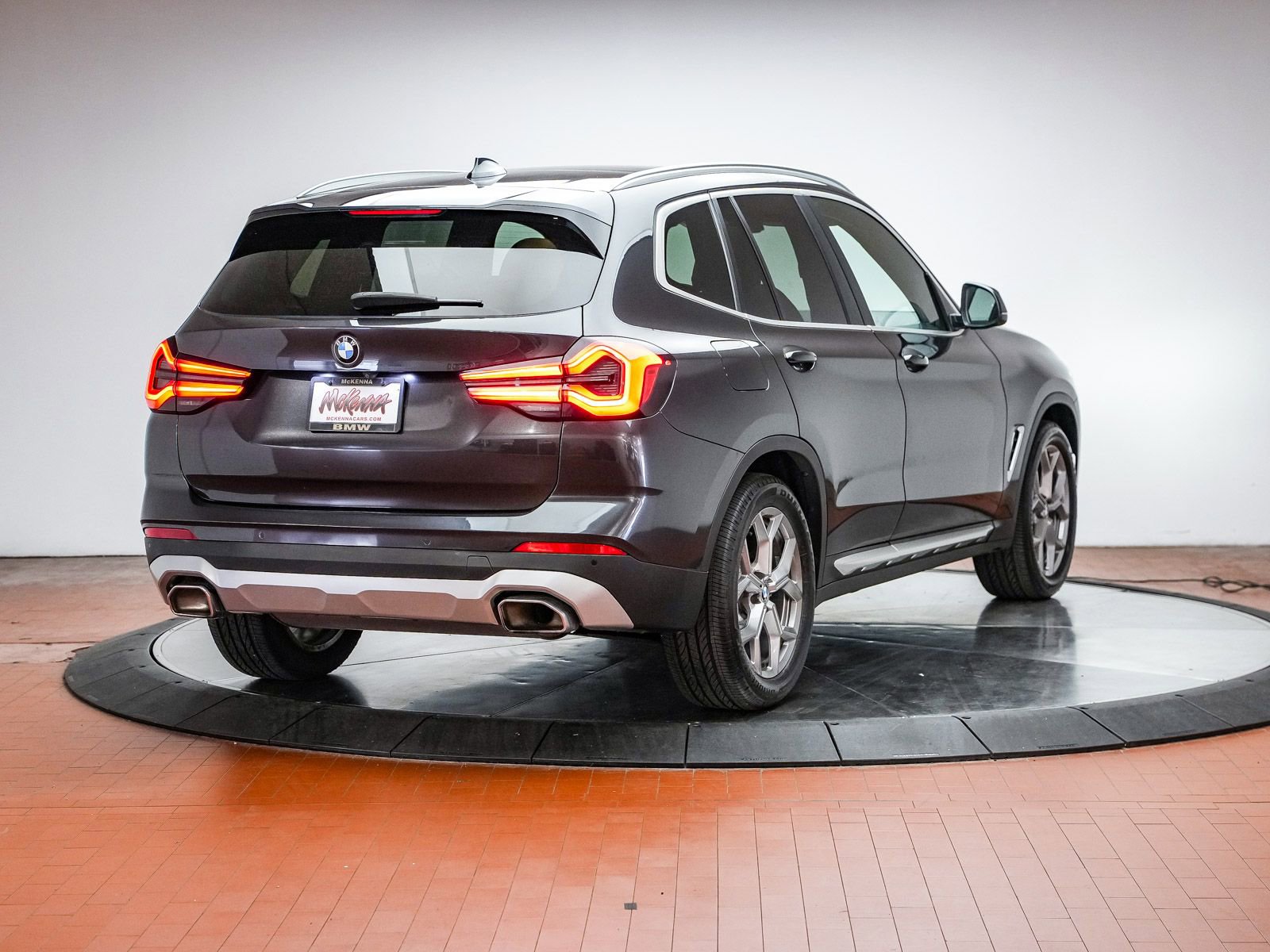 Used 2023 BMW X3 sDrive30i w/ Premium Package RWD image 5