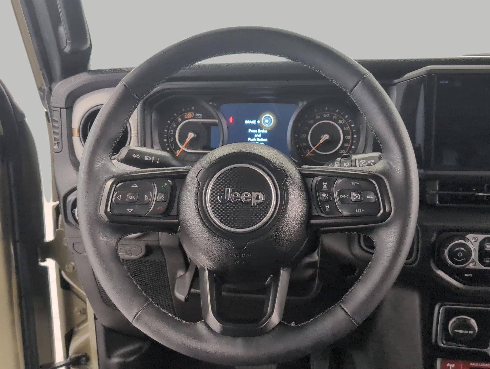 Used 2025 Jeep Wrangler Sport AWD/4WD image 6