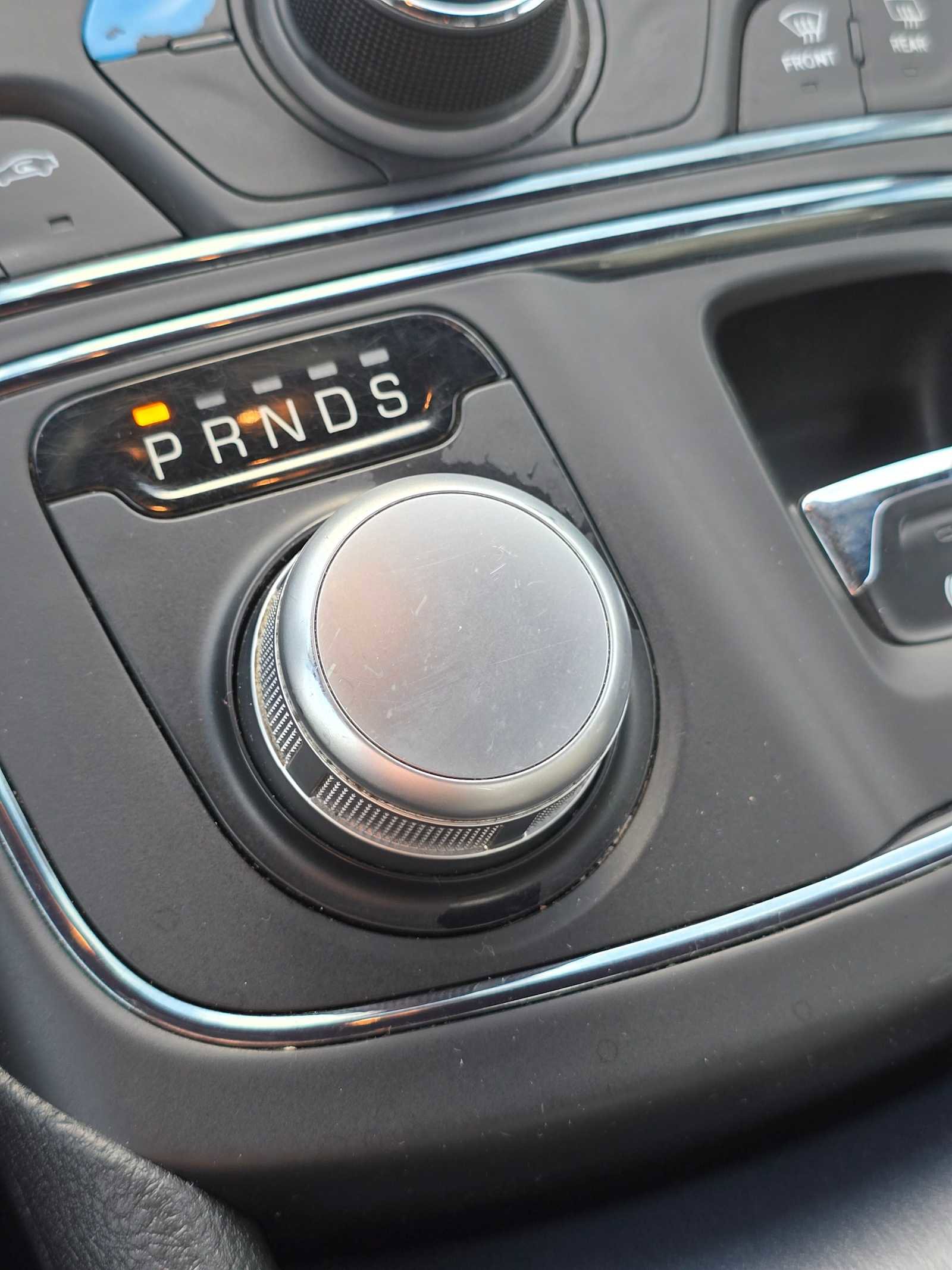 Used 2016 Chrysler 200 S FWD image 38