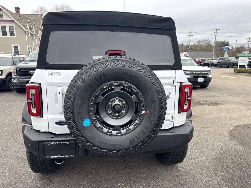 New 2025 Ford Bronco Outer Banks w/ Sasquatch Package image 3