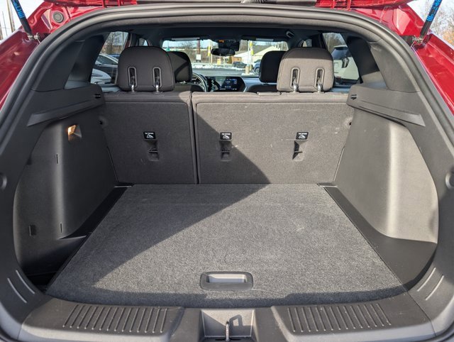 Used 2024 Chevrolet Trax RS w/ Driver Confidence Package image 19