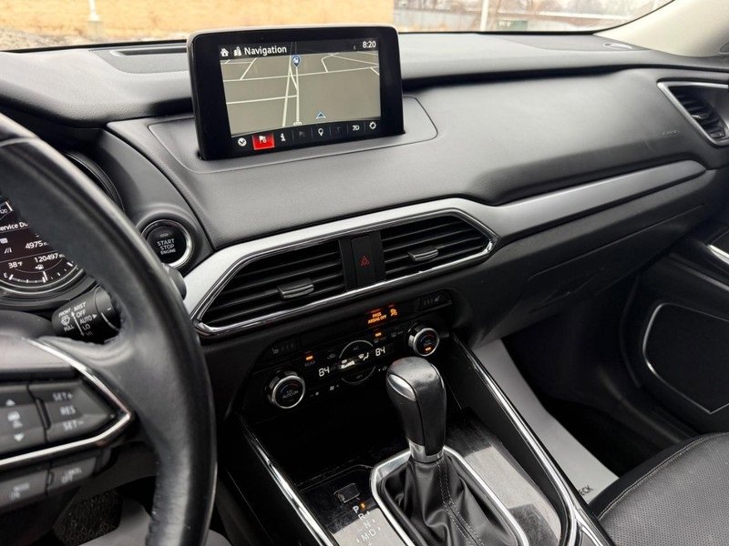 Used 2018 MAZDA CX-9 Touring w/ Touring Premium Package image 26