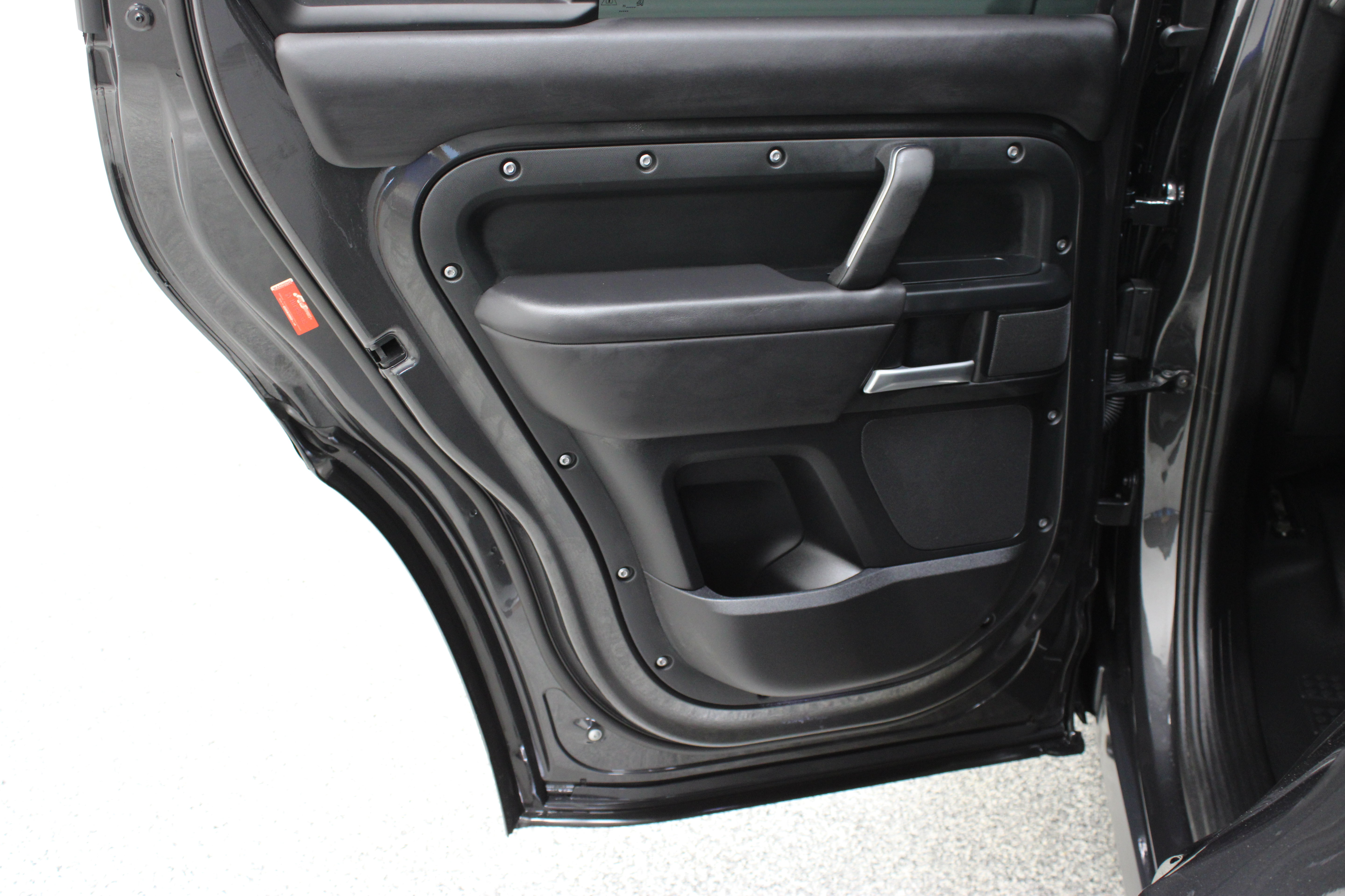 Used 2025 Land Rover Defender 130 Outbound AWD/4WD image 29