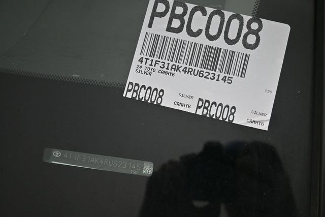Used 2024 Toyota Camry XLE FWD image 42