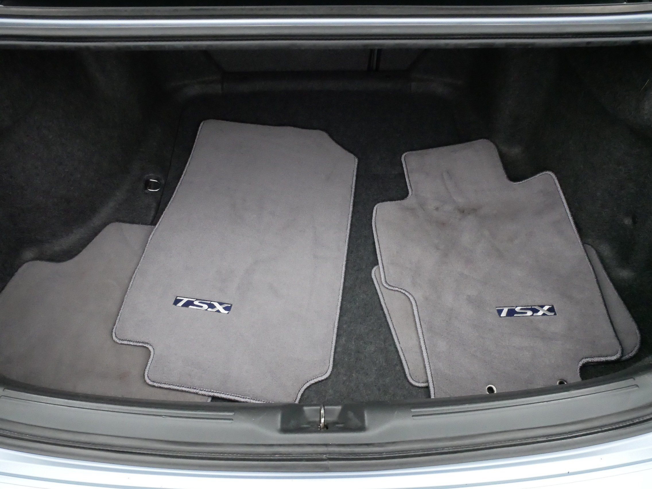 Used 2004 Acura TSX FWD image 18