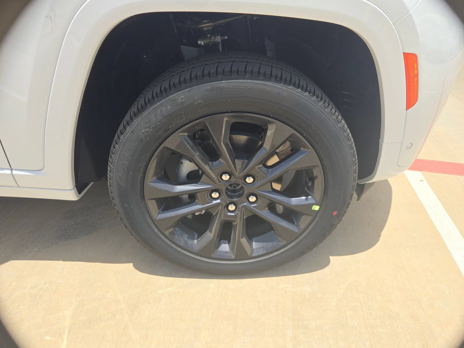 New 2026 Jeep Grand Cherokee Limited AWD/4WD image 24