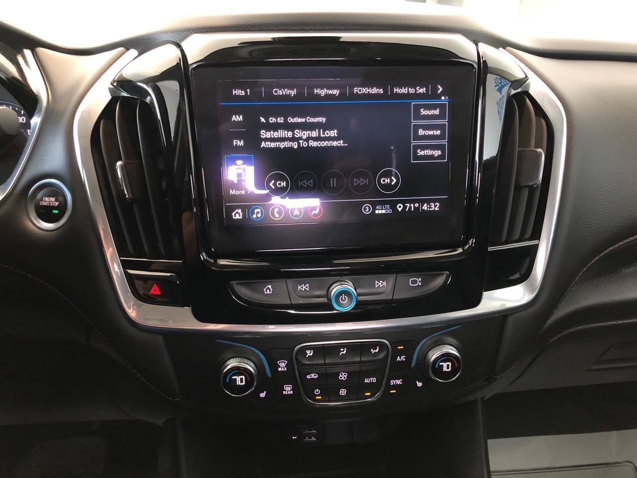 Used 2021 Chevrolet Traverse RS AWD/4WD image 17