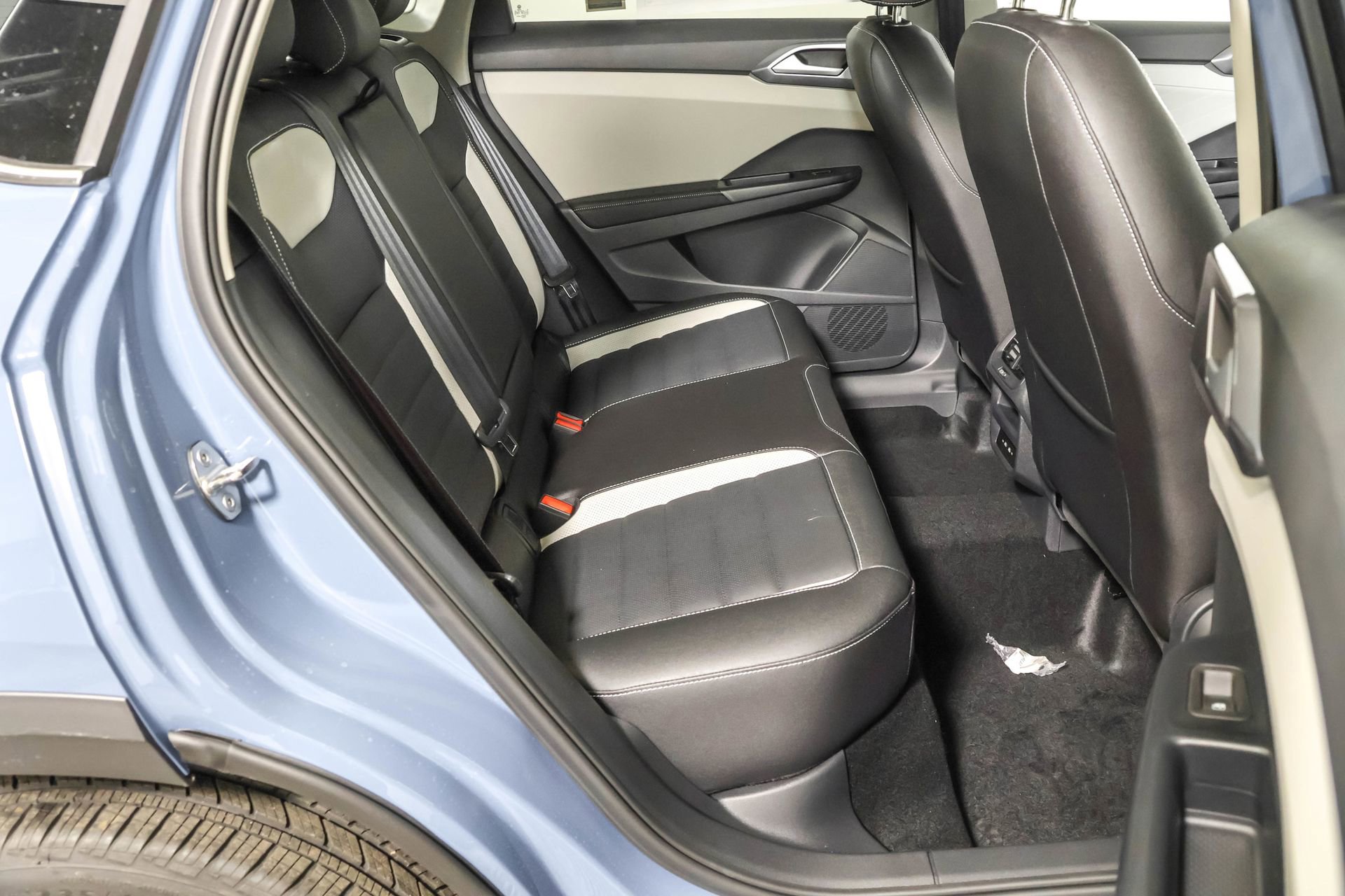 New 2026 Volkswagen Taos SEL AWD/4WD image 39